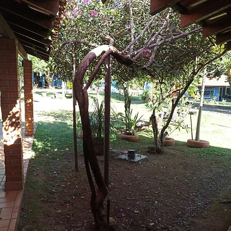 Pousada Canto Dos Passaros Chapada dos Guimaraes Bagian luar foto